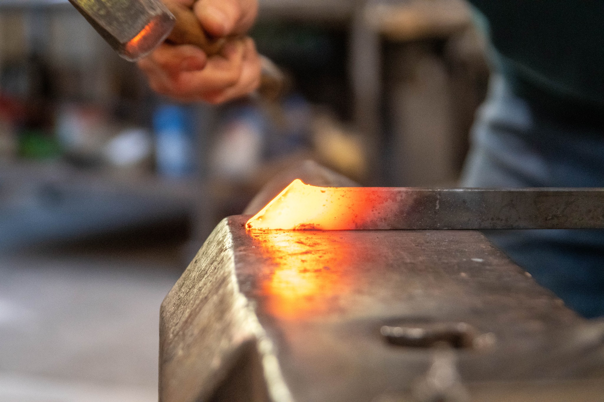 egyedi kovácsoltvas termék készítése